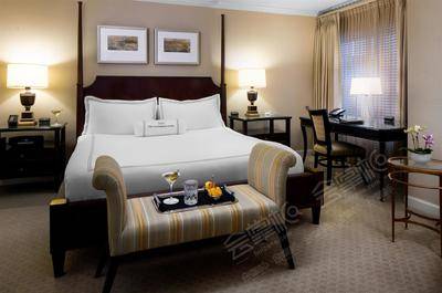The Townsend HotelPresidential Suite #2 Sleeping Room